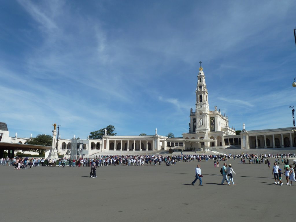 L’attribut alt de cette image est vide, son nom de fichier est 2017-09-30-au-10-04-pele-portugal-fatima-40-1024x768.jpg.