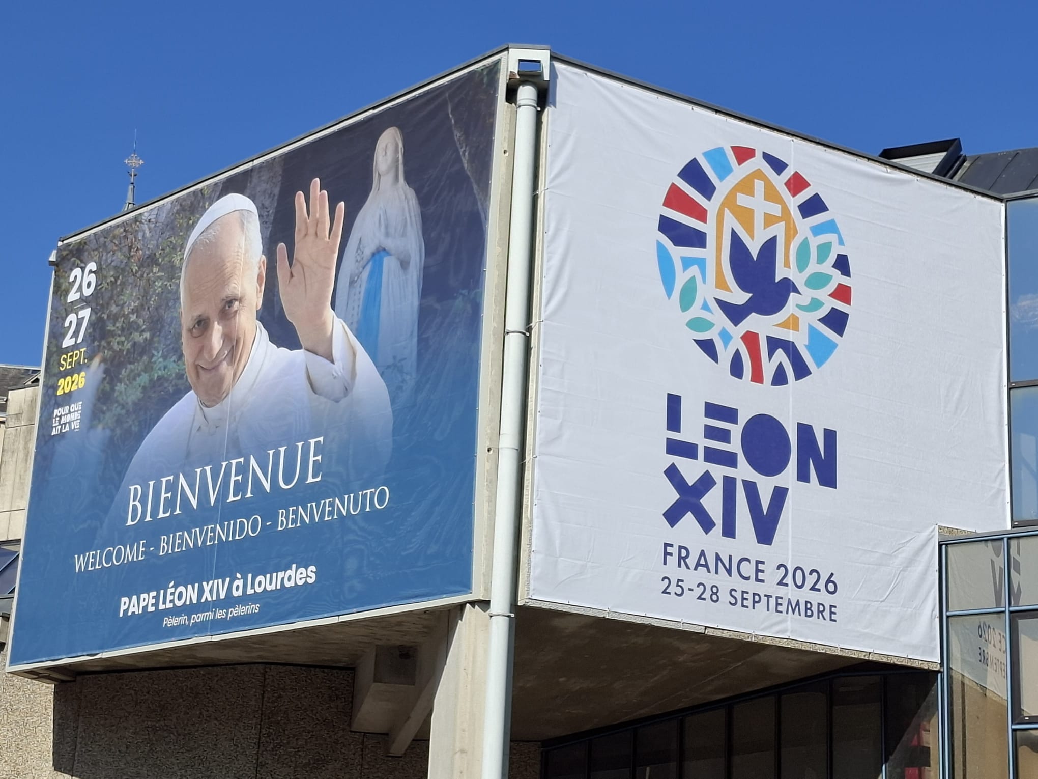 Retour en images de nos pèlerins à Lourdes avec Pape Léon XIV